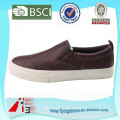 Slip sur les chaussures moccasin